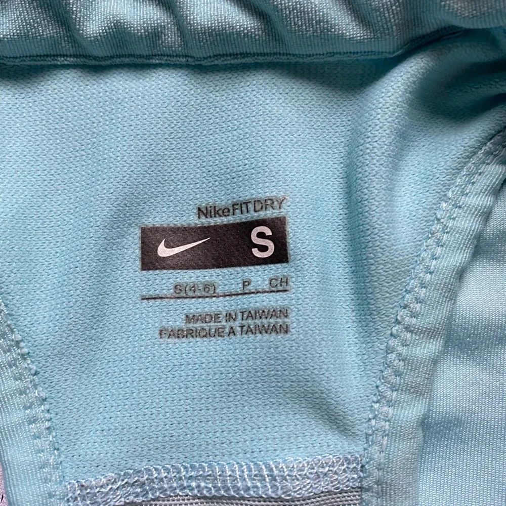 SOLD  - 🎾⛳️ Vntg Y2K Nike Dry Fit Aqua Athletic Tank Top S - Picture 5 of 5